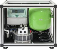 Elektrischer Strom ist die Triebkraft der neuen, kompakt aufgebauten Entsalzungsanlage ionliQ von Grünbeck Elektrischer Strom ist die Triebkraft der neuen, kompakt aufgebauten Entsalzungsanlage ionliQ von Grünbeck