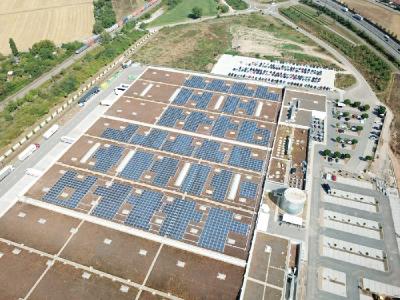 Decathlon erzeugt grünen Strom für Logistikzentrum