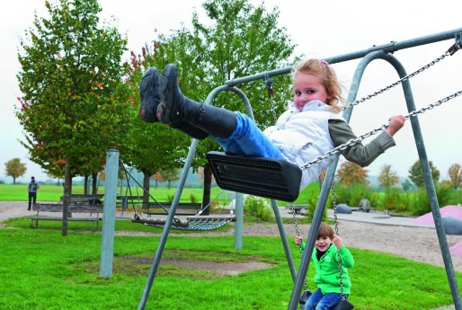 DEKRA Presse Spielplatz Kinder Ausschnitt.jpg