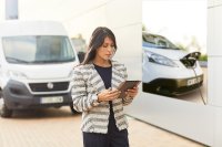 Das Webfleet EV Transition Tool unterstützt Fuhrparks beim Umstieg auf Elektrofahrzeuge, indem es dafür geeignete Fahrzeuge identifiziert und Empfehlungen zu geeigneten E-Fahrzeugmodellen gibt. Bild: Webfleet / Bridgestone Mobility Solutions