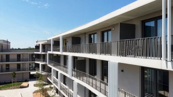 2_Referenzprojekt_Quartier Mittenheim in Oberschleißheim_Stabgeländer SIMPLUM.jpg
