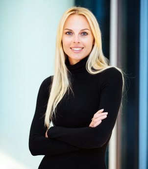 Lina Blank.jpg