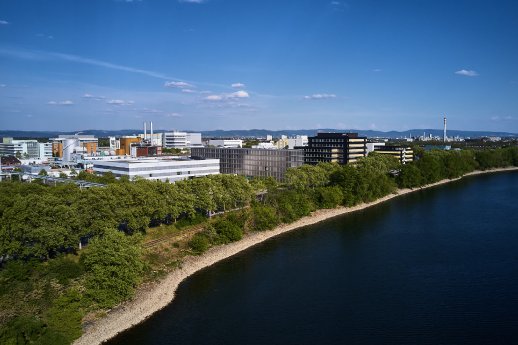 Bild_2_Roche_-_Luftbild_Standort_Mannheim_2020.jpg