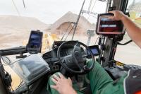 Radladerkonsole XR4309: Verladung und digitale Lieferscheinerstellung ohne direkten Kontakt mit dem LKW-Fahrer.