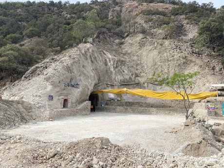 Silver-Tiger-Eingang-El-Tigre-Mine-2.jpeg