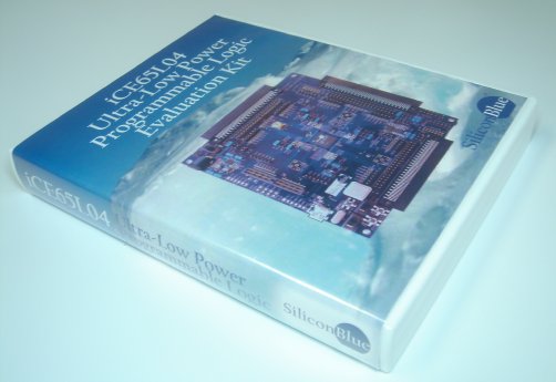 SiliconBlue_Single-Chip FPGA´s iCEman65kit.jpg