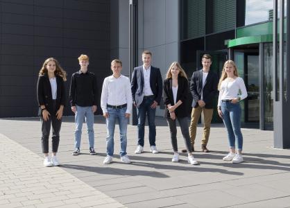 (v.l.) Antonia Mehlin, Thorben Krone, Nils Pfleging, Thomas Dörrenbach, Lina Brune, Paul-Henri von Rhein, Svenja Gerdemann starteten Anfang September ihre Ausbildung bei NORDWEST.