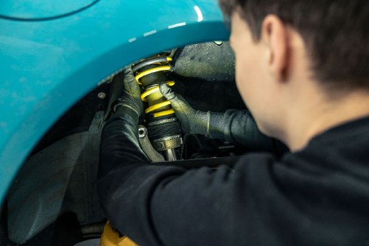 low_KW_Porsche_911_Typ_991_PASM_kompatibles_DDC_Gewindefahrwerk_Einbau_0004.jpg