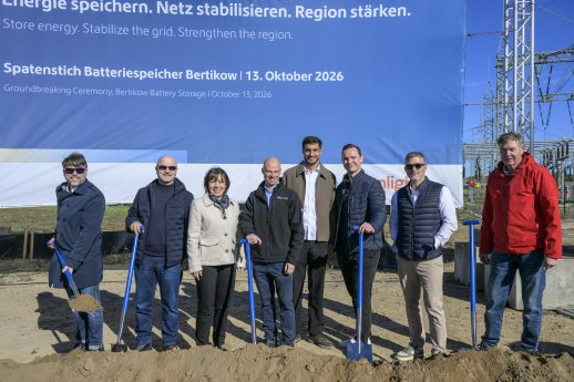 Bertikow_Tom-Schweers_Spatenstich.jpg
