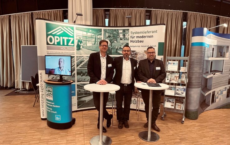 1-OPITZ-Messebericht_Holzbau-Kongress_Berlin_2022.jpg