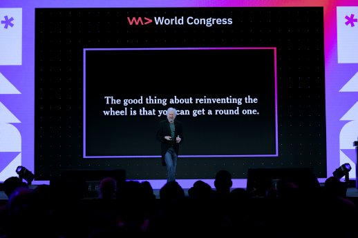 WeAreDevelopers_World-Congress_Main-Stage-2.png
