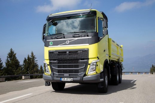 VOLVO Trucks_Heimatfilm (2).jpg