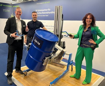 Pronomic_Hebelift_Lift_Drive325_Squeeze_Turn_Tonnenhandling_Mitarbeitende.jpg