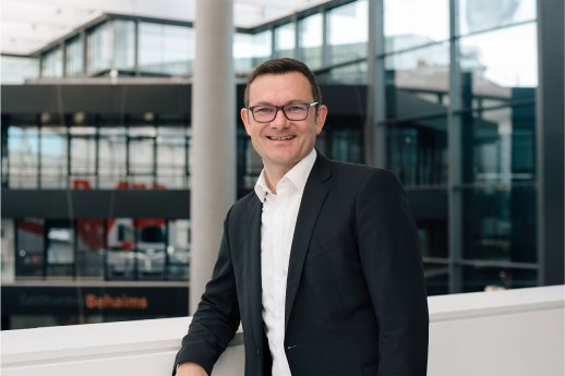 holz-handwerk-n-teaser-presseinformation-interview-stefan-dittrich.jpg