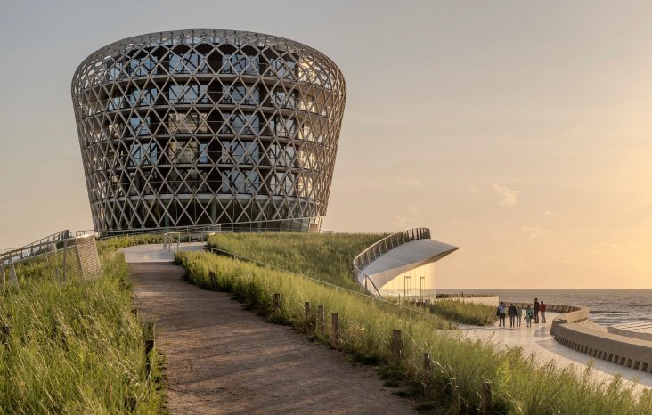 Optigruen Referenz_Belgien_Middelkerke_Casino_01.jpg