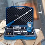 The new AFRISO moisture measurement instrument MFM 20 measures the moisture or water content of 466 wood types as well as pellets, wood chips, screed, plaster, concrete, gypsum or brickwork