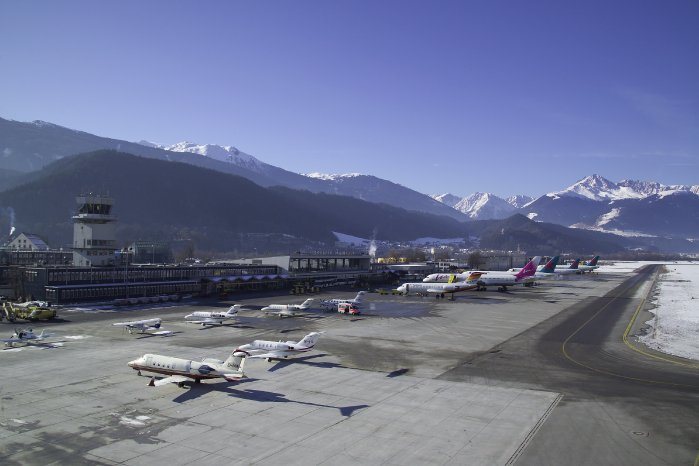 Innsbruck_Flughafen_01.jpg