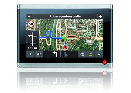Mit Vision 700 erlebt der User Landschaften, Städte, Wälder, Seen und Gebäude aus der Vogelperspektive und genießt dabei eine optimale Orientierung.