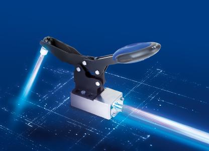 Auf der Motek zeigt KIPP unter anderem die innovative Produktlinie FEATURE grip, zu der ein Schnellspanner mit Kraftsensor gehört