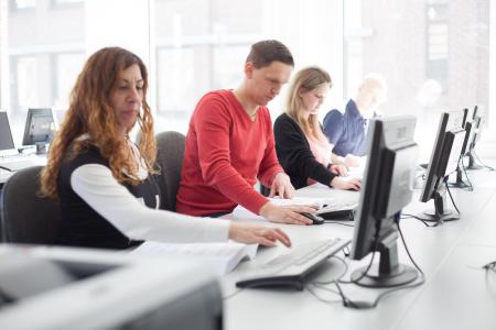 An über 200 DAA- Kundenzentren wird das neue DATEV-Zertifikat angeboten
