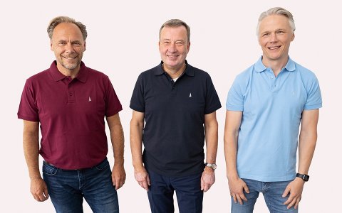 v.l.n.r: Andreas Lange (Vorstand Vertrieb), Thomas Rühl (Vorstandsvorsitzender), Jürgen Heidak (Vorstand Software und Beratung)