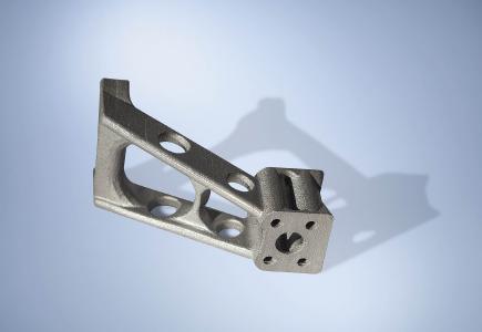 H.P. Kaysser stärkt seine Kompetenz in der Additiven Fertigung mit der Anschaffung einer weiteren 3D-Druck Maschine für größere Bauteile.