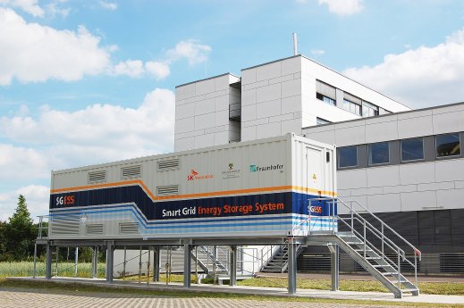 g_pi60_SGESS Energiespeichersystem für intelligente Netze am Fraunhofer IFF in Magdeburg.jpg