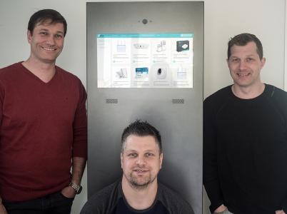 (v.l.n.r.) kumkju Team: Kay Albusberger (Founder und CEO), Daniel Wetzel (Co-Founder und Software Engineering), Norman Albusberger, (Co-Founder/Strategy/Software Engineering)
