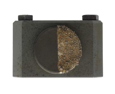 Der halb beschichtete Sensor zeigt die Effizienz der neuen Keramikbeschichtung
Bild: Contrinex