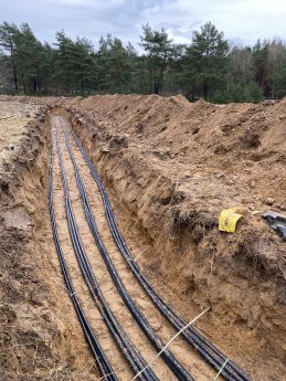 Insgesamt brachte die vitronet-Tochtergesellschaft Sandmann 145 Kilometer Kabel in drei parallel.jpg