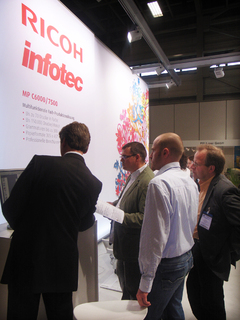 Der gemeinsame Messestand von Ricoh und Infotec auf der PostPrint 2009 lockte mehr als 200 Fachbesucher an.