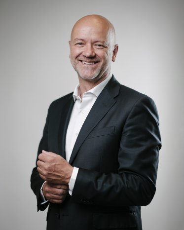 2025-03_ZFA_Alex Gelbcke_300dpi.jpg