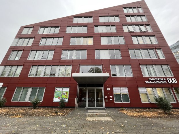 Bürogebäude Standort Düsseldorf.png