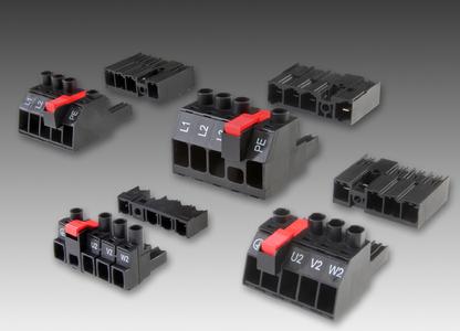 Weidmüller offeriert mit OMNIMATE® Power ein umfangreiches Produktprogramm an Geräteanschlusskomponenten für die Leistungselektronik. Abgebildet: Leiterplattensteckverbinder OMNIMATE® Power für IT-Netze – skalierbar für Geräte bis 50 kVA