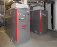 Blockheizkrafwerk im Hotelkeller mit den BHKW-Kompaktmodulen GG 50 (50 kWel, 82 kWth) und GG 70 (71 kWel, 114 kWth)