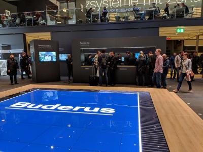 Energieheld berät an der Experten-Bar von Buderus auf der ISH 2019