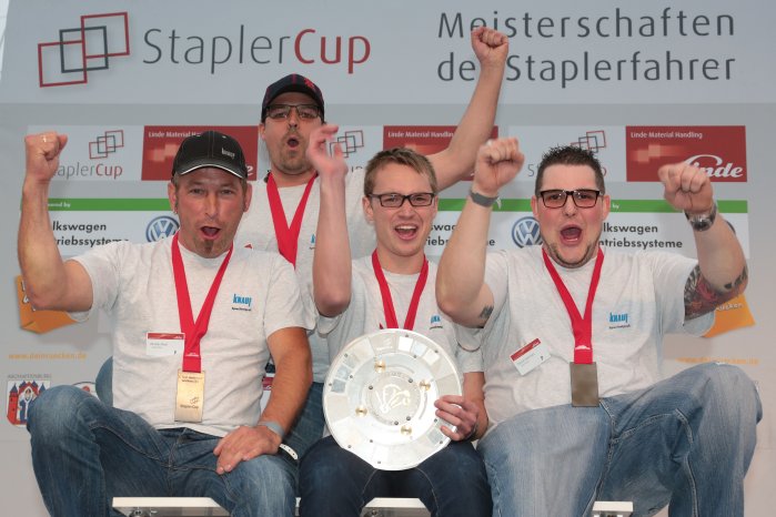 Knauf_Firmen-Team-Meister-2013.jpg