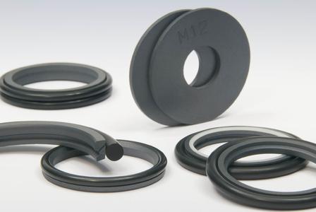 Trelleborg Sealing Solutions hat mit Turcon® M12 einen Dichtungswerkstoff aus PTFE im Angebot, der für allerhöchste Anforderungen, vor allem im Bereich Windenergie, geeignet ist.