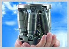 The compact M-810 has a smaller diameter than a CD, but offers large travel ranges in 6 axes and excellent positioning resolution