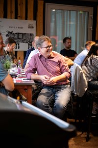 Die SelectLine Partner holen sich Tipps vom Grillprofi der Grillakademie Magdeburg ab © SelectLine Software GmbH