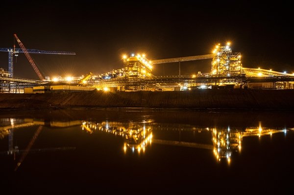 Randgold Resources_Kibali Plant at night.jpg