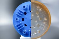 Additively manufactured tool insert and the component manufactured with it