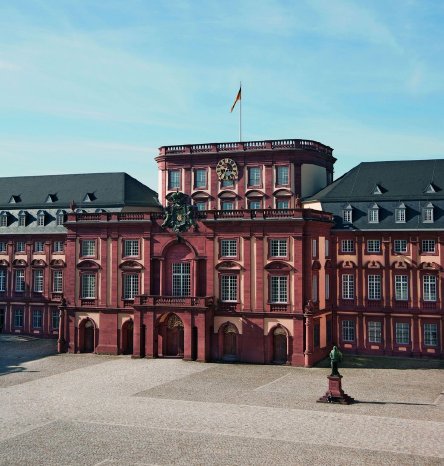 26_Schloss-Mannheim_Aussen_ssg-pressebild.jpeg