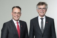 Peter Friedrich (li.) ist neuer Hauptgeschäftsführer der Handwerkskammer Region Stuttgart und folgt auf den bisherigen Amtsinhaber Thomas Hoefling