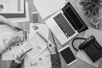 Datenschutz für Start-ups - nicht allzu selten wird dieses vermeintlich lästige Thema von Start-ups zunächst beiseitegeschoben. Dabei haben vor allem Start-ups die Chance, sich mit dem Datenschutz und der DS-GVO von Anfang an auseinander zu setzen.