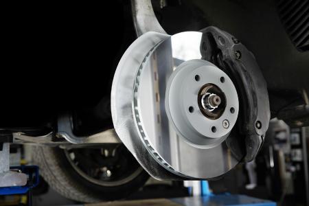 Die iDisc reduziert die Bremsstaubemissionen um bis zu 90 % und kann so einen wichtigen Beitrag zur Senkung der Feinstaubbelastung in der Luft leisten. Jetzt ist die Bosch-Tochter Buderus Guss mit der neuartigen Bremsscheibe mit dem Deutschen Innovationspreis ausgezeichnet worden / Foto: Buderus Guss