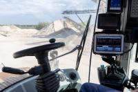 Die neue Generation II der Radlader-Konsole XR 4309 ist ein wichtiger Baustein für die digitale Datenverwaltung