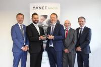 (v.l.n.r.): Hagen Goetze (Avnet Abacus), Oliver Oennberg Zeidler (Distribution Account Manager Molex), Mathias Goebel (Avnet Abacus) Alan Jermyn (Avnet Abacus), Paul Keenan (Distribution Director, Molex)