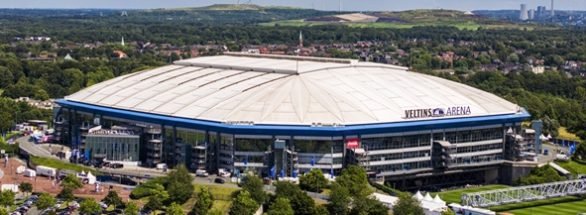 250703_VELTINS-Arena-Panorama_klein-586x215.jpg