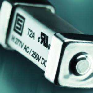 UMT-H: SMD-Sicherung mit hohem Ausschaltvermögen